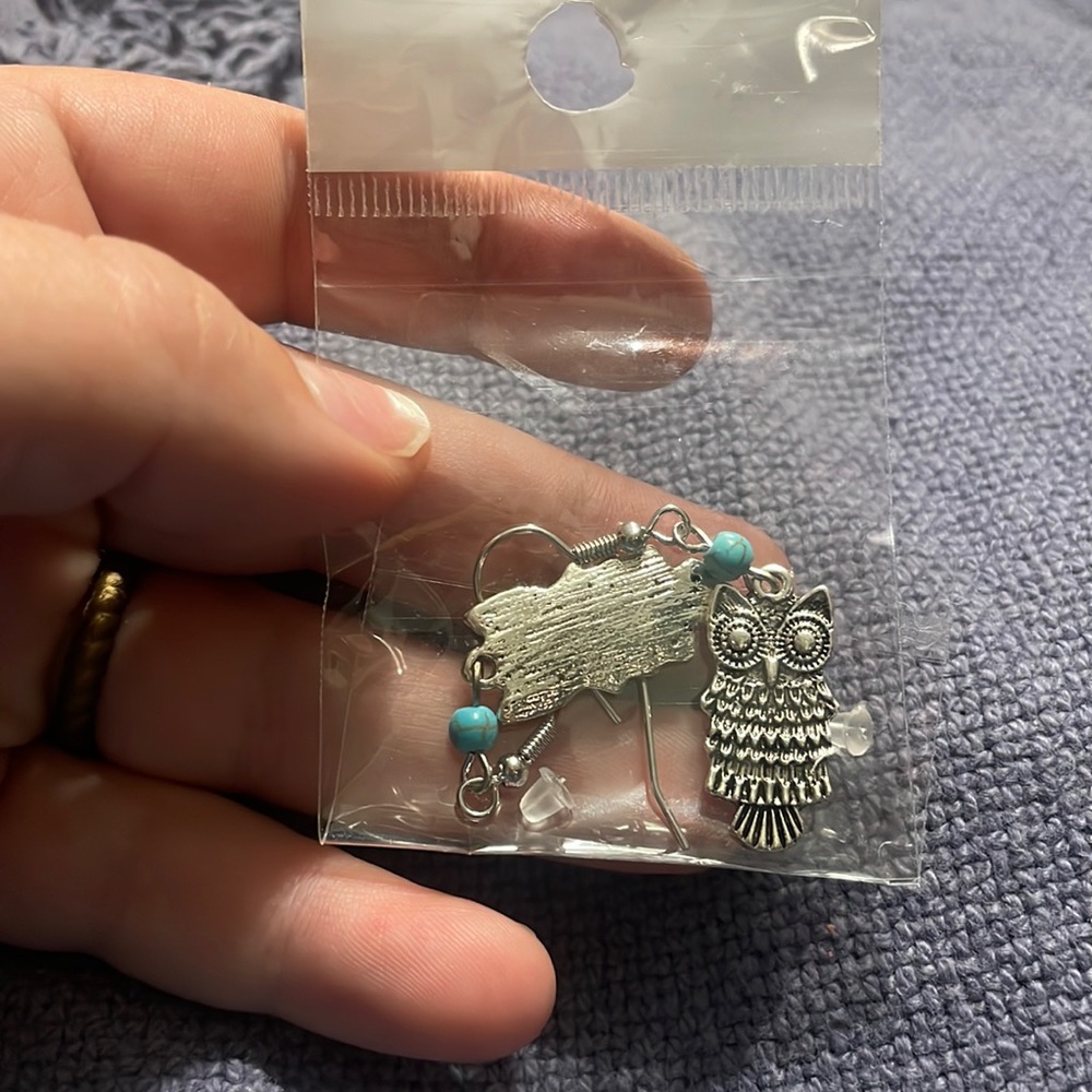 Owl earrings turquoise